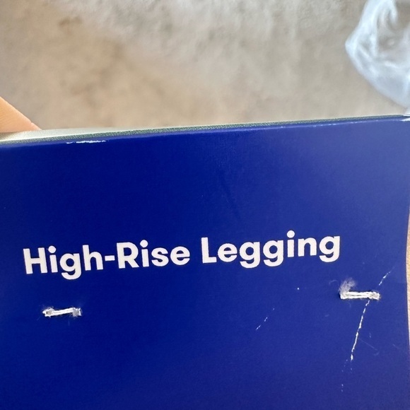 Women’s JoyLab cream high rise thick leggings M NWT - Picture 3 of 5